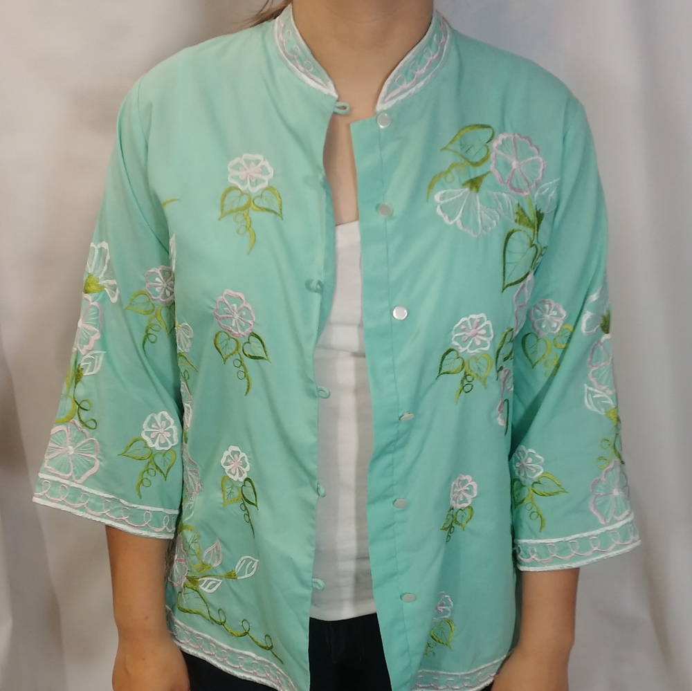 Vintage Caro Of Honolulu Button Up in Mint